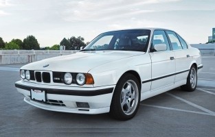 BMW 5 Series E34 Sedan (1987 - 1996) wind deflector