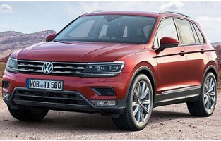 Vloermatten Volkswagen Tiguan (2016 - 2023) als Logo