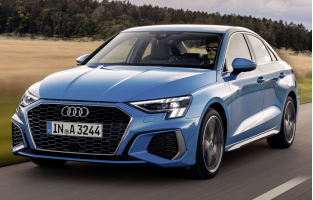 Vloermatten Velours met logo Audi A3-8 Sedan MHEV Milde Hybride (2020-heden)