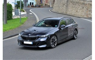 Vloermatten voor uw BMW Serie 5 G61 Touring (2024-)